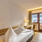 Plattenhof ホテル レッヒ